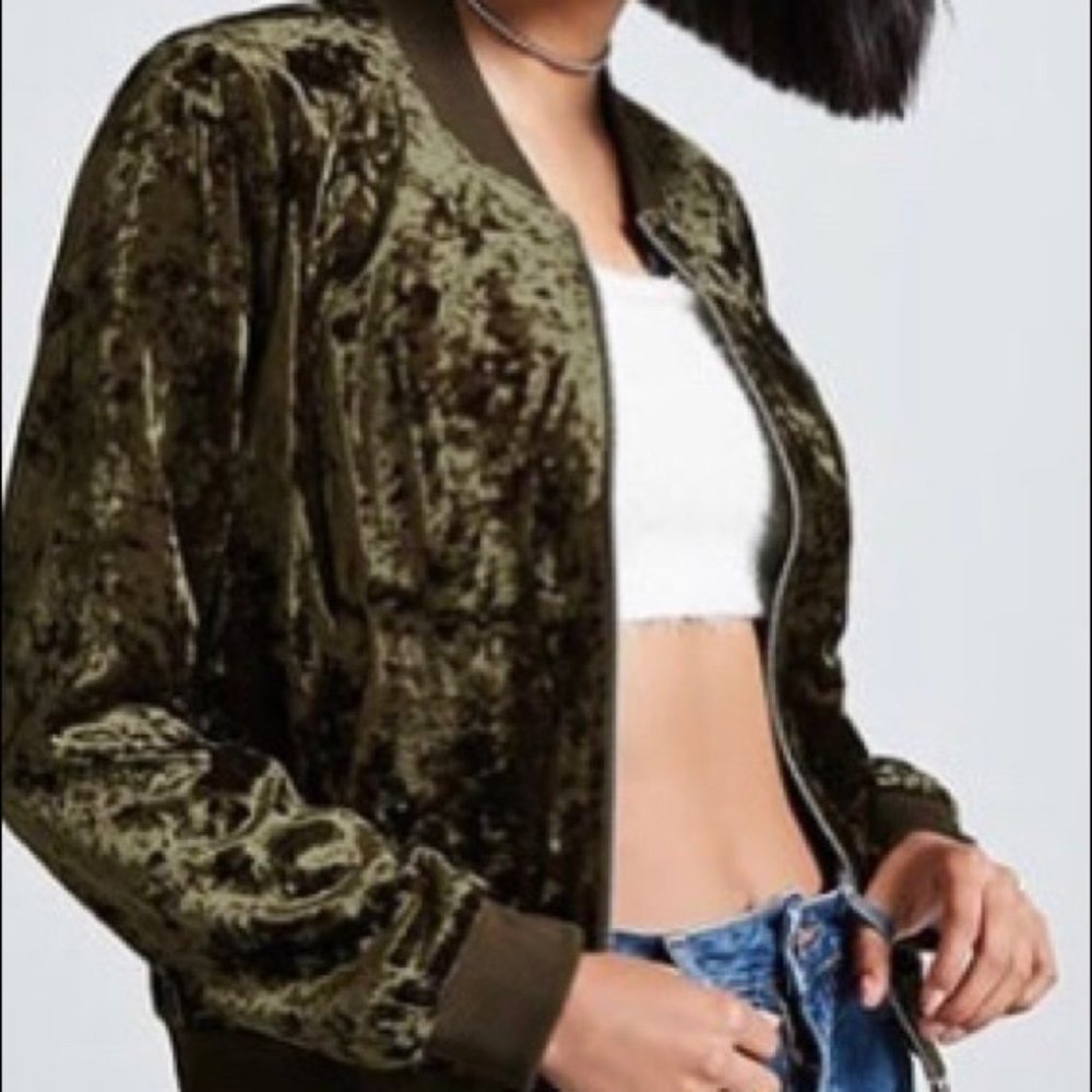 FOREVER 21 Olive Green Crushed Velvet Long Sleeve Zipper Front Bomber Jacket L